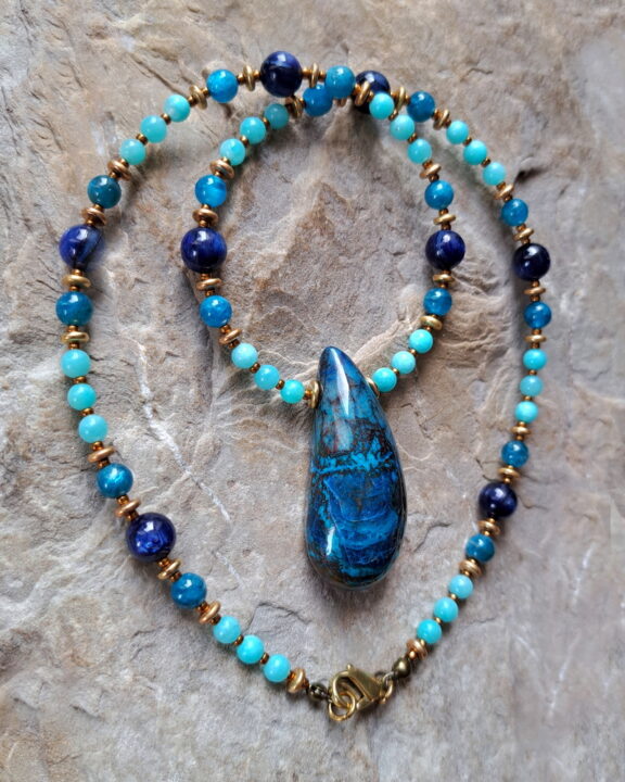 Shattuckit Edelstein Kette