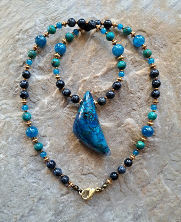 Shattuckit Edelstein Kette