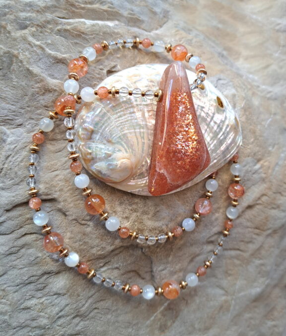 Sonnenstein Kette - handgemacht