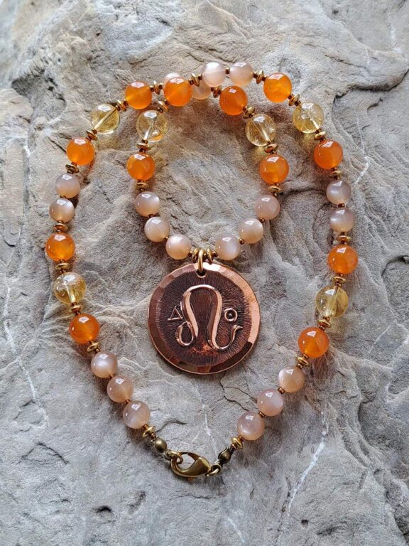 Löwe Amulett Anhänger Edelsteinkette Heilsteinschmuck